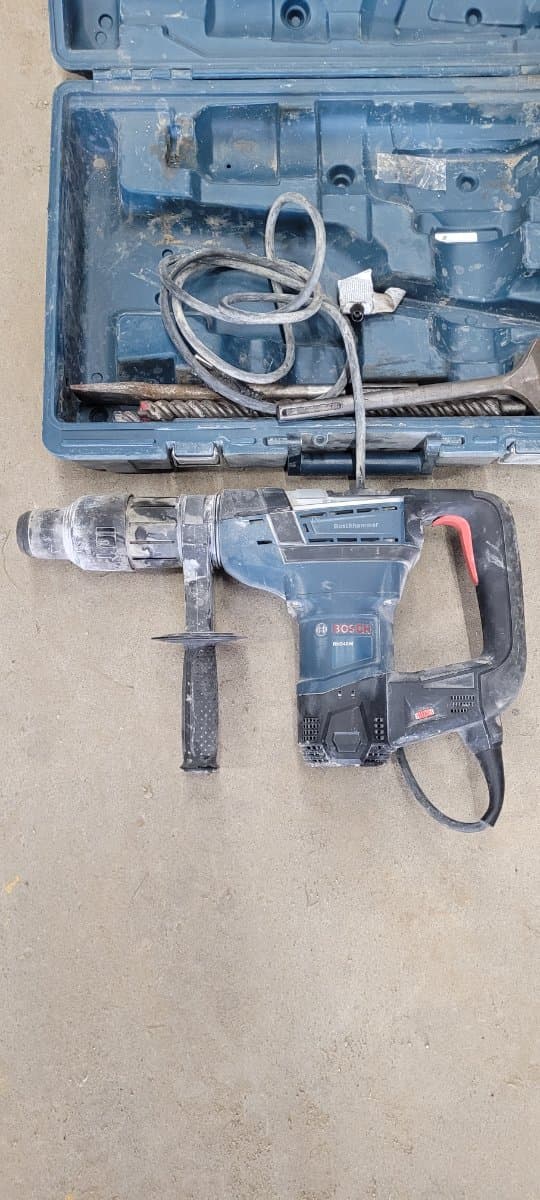 Rotary Hammer Drill Corded for rent in Bradford, Ontario — toolshare
